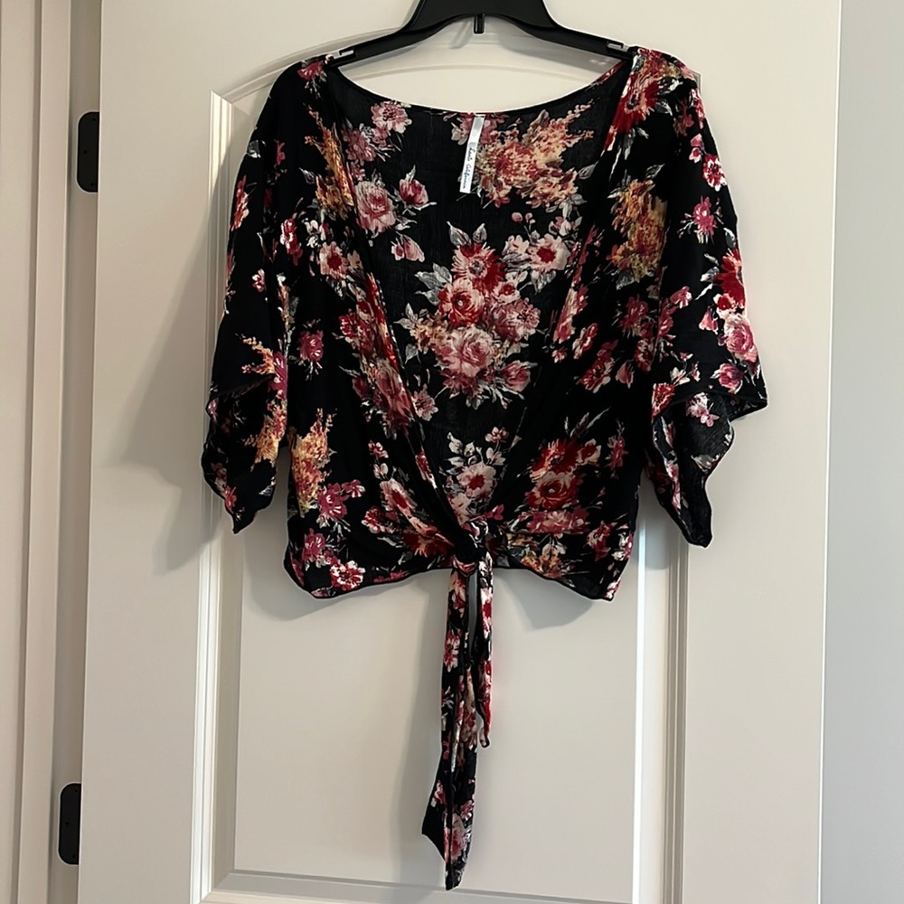 Black floral tie top